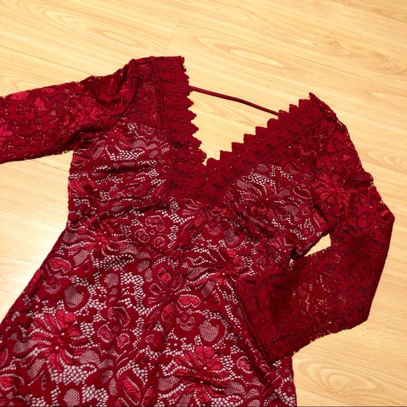 Dress - Picture 1 of 4